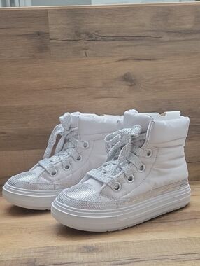 Converse White High-Top Kids Sneakers with Silver Accents